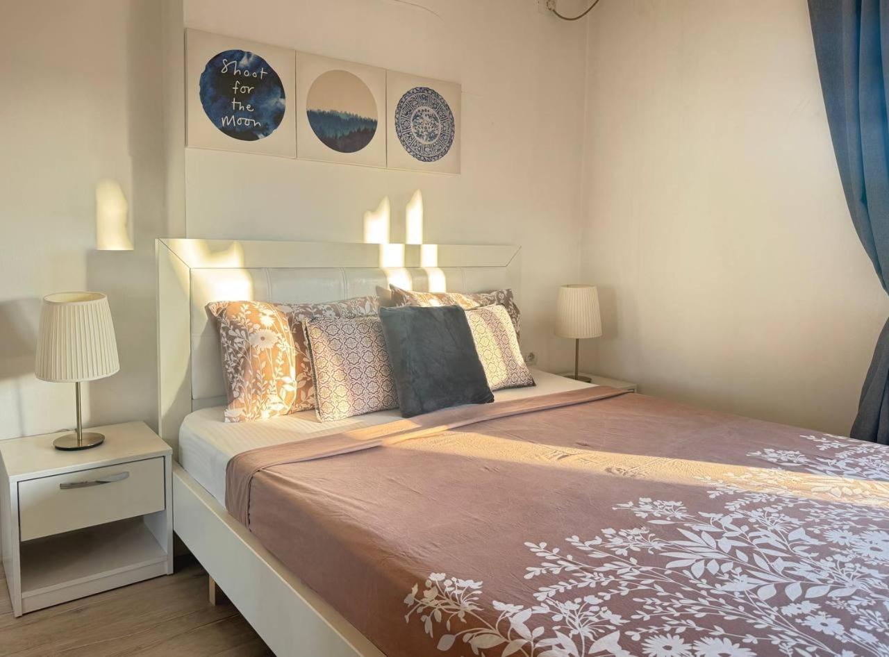 Morina Sea View Apartment ساراندا المظهر الخارجي الصورة